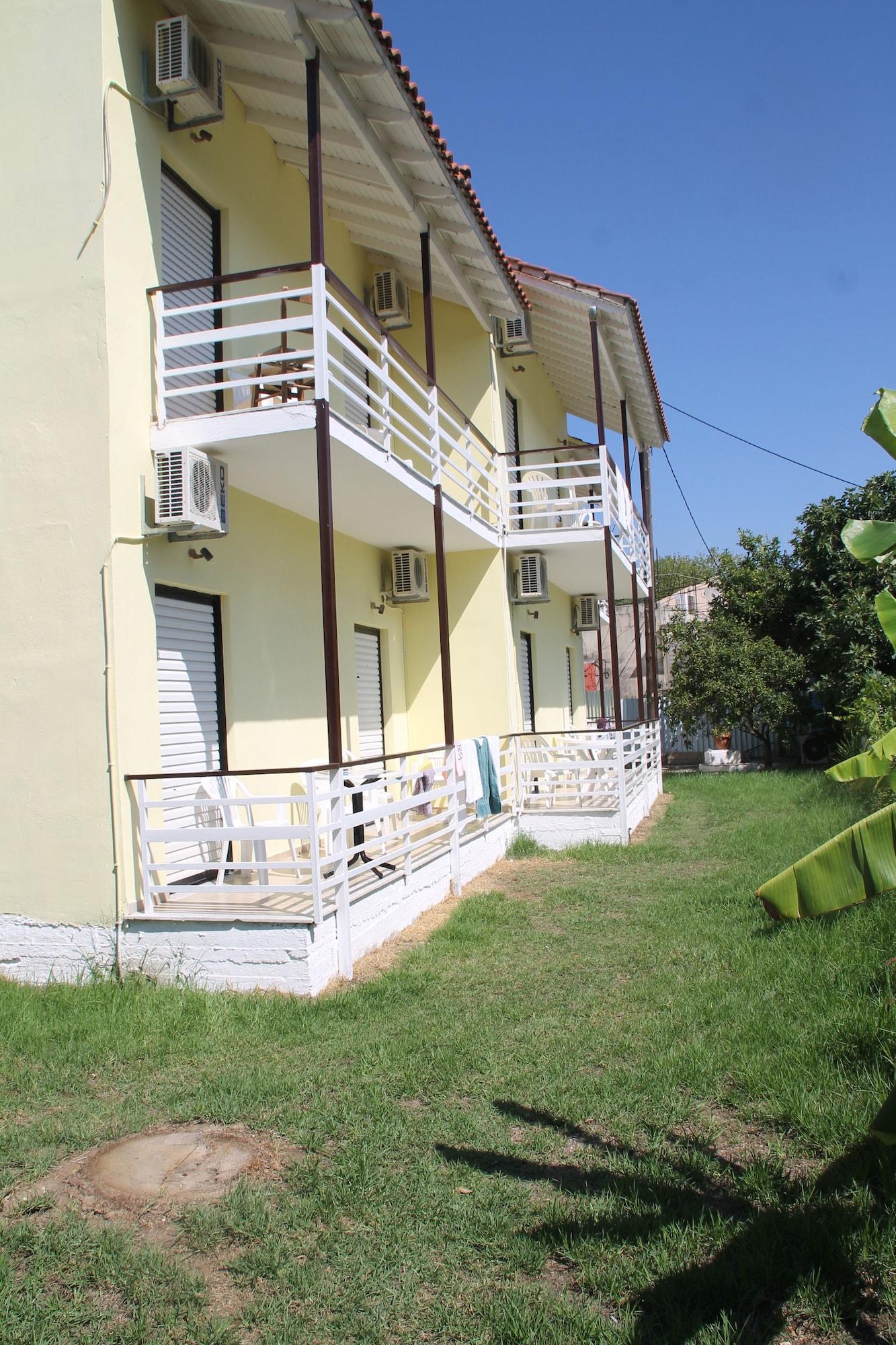 Kavos Central Gardens Екстериор снимка