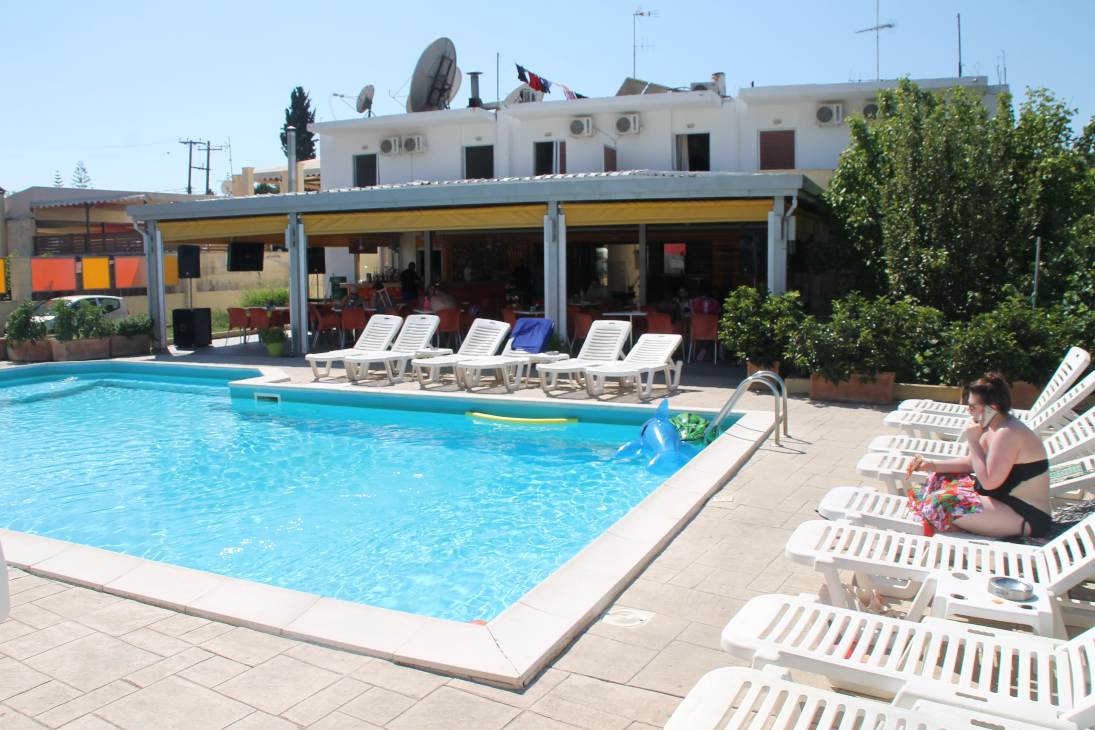 Kavos Central Gardens Екстериор снимка