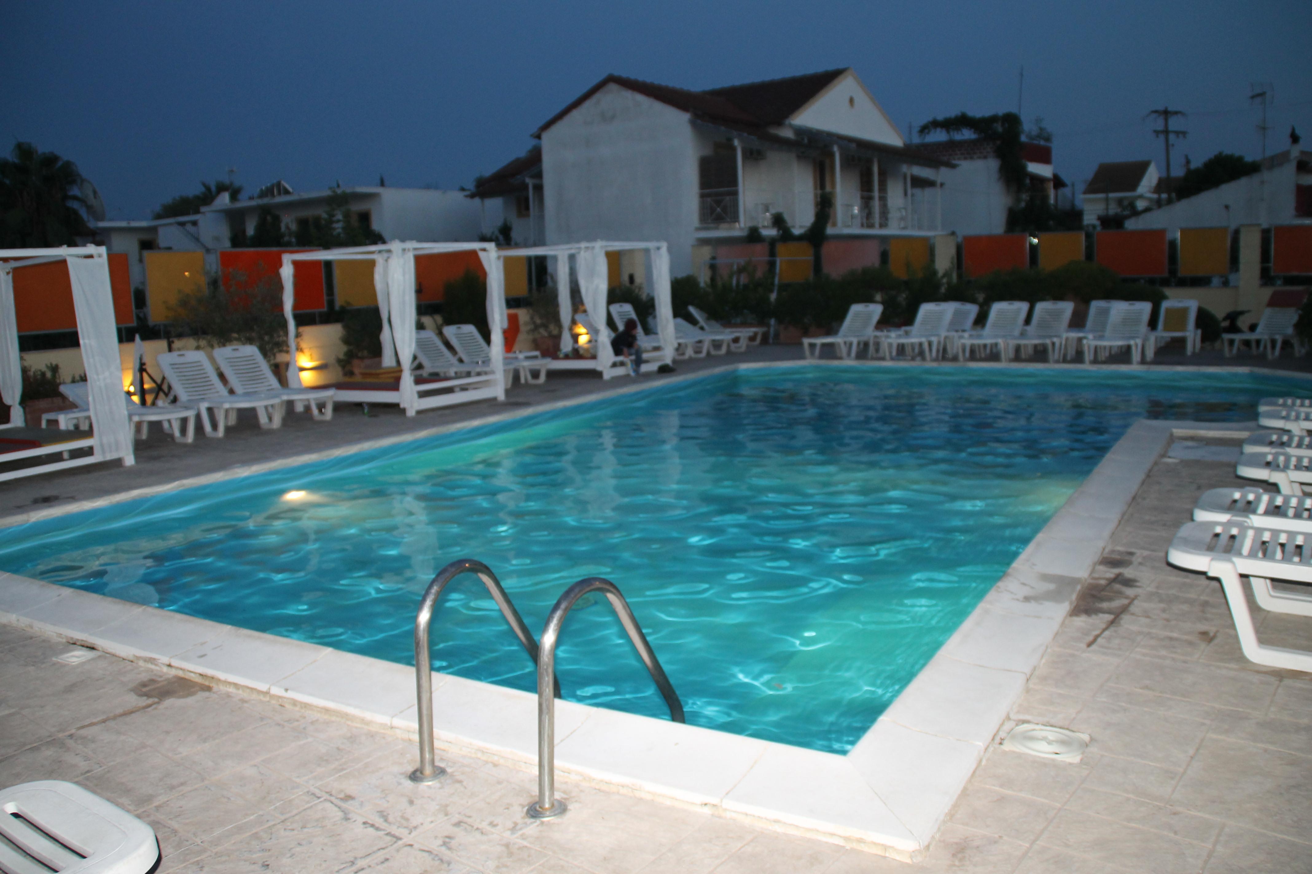 Kavos Central Gardens Екстериор снимка