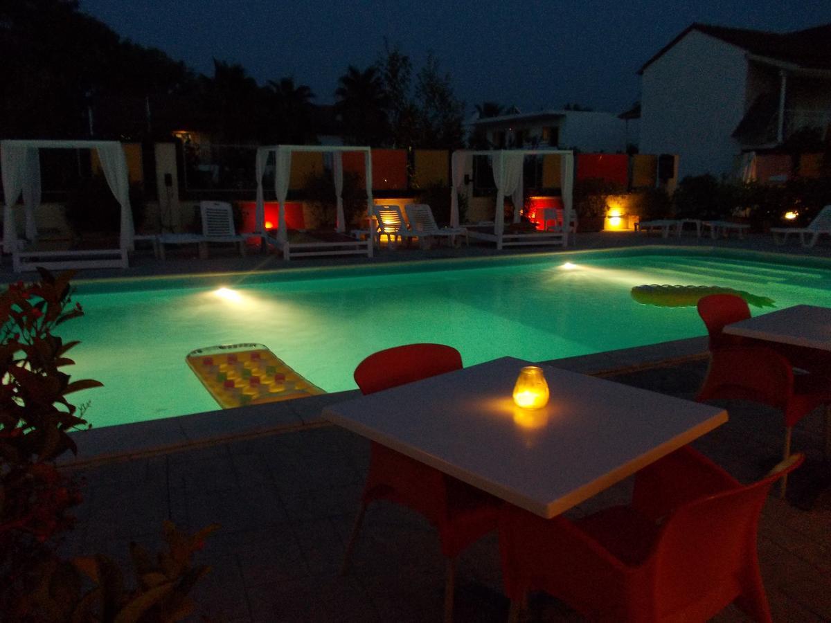 Kavos Central Gardens Екстериор снимка