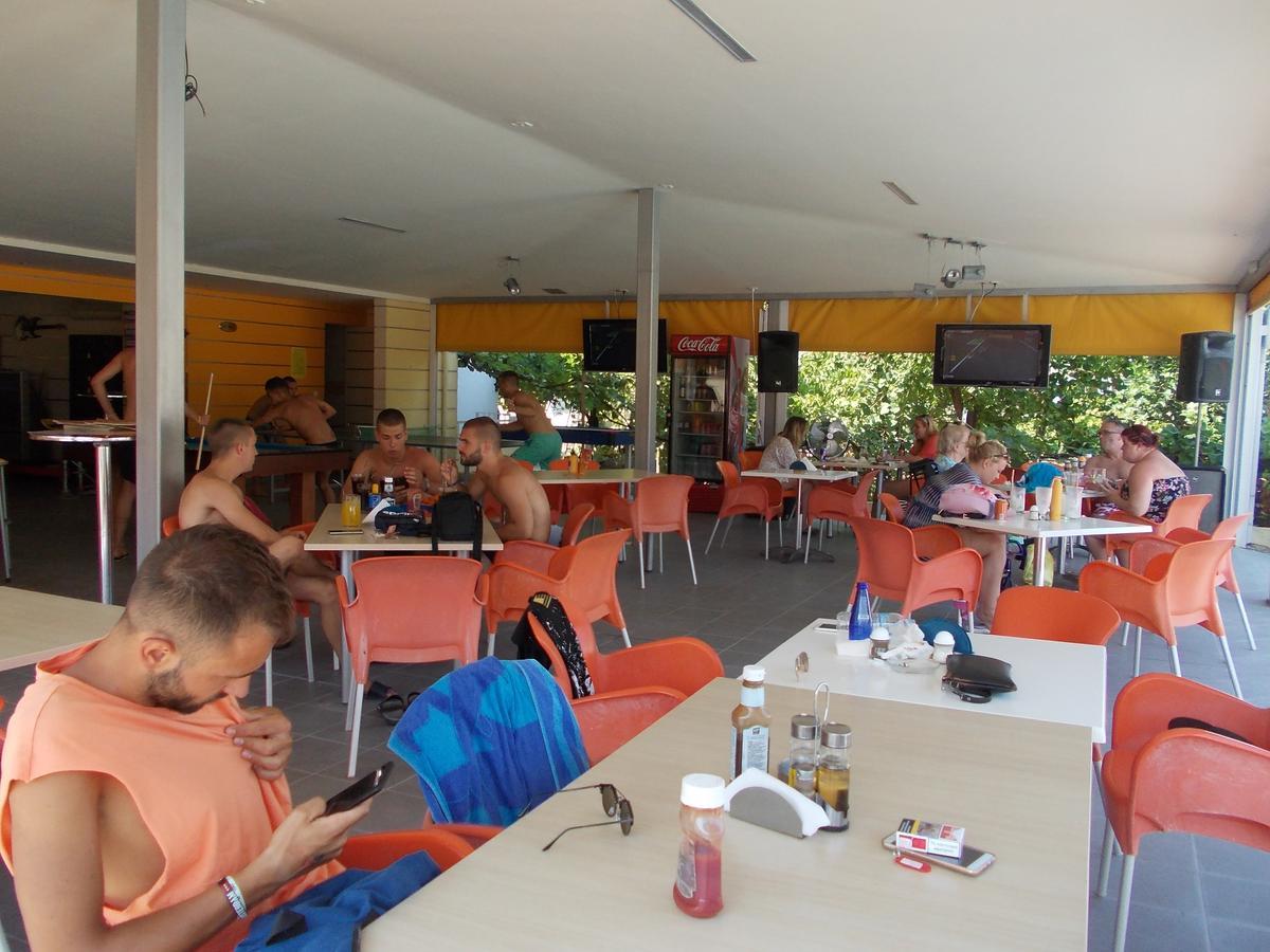 Kavos Central Gardens Екстериор снимка