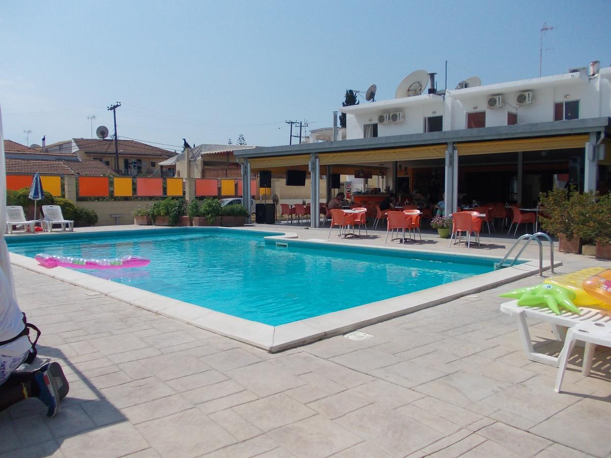 Kavos Central Gardens Екстериор снимка