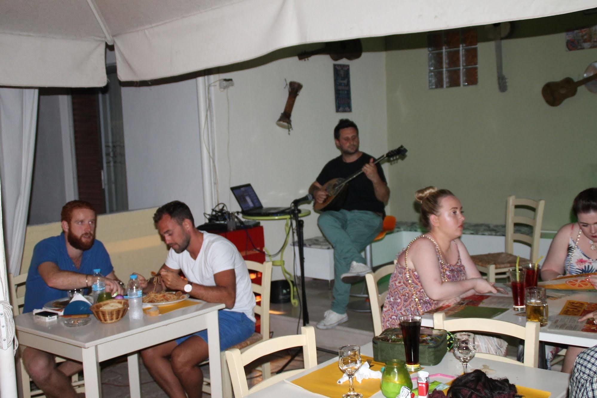 Kavos Central Gardens Екстериор снимка